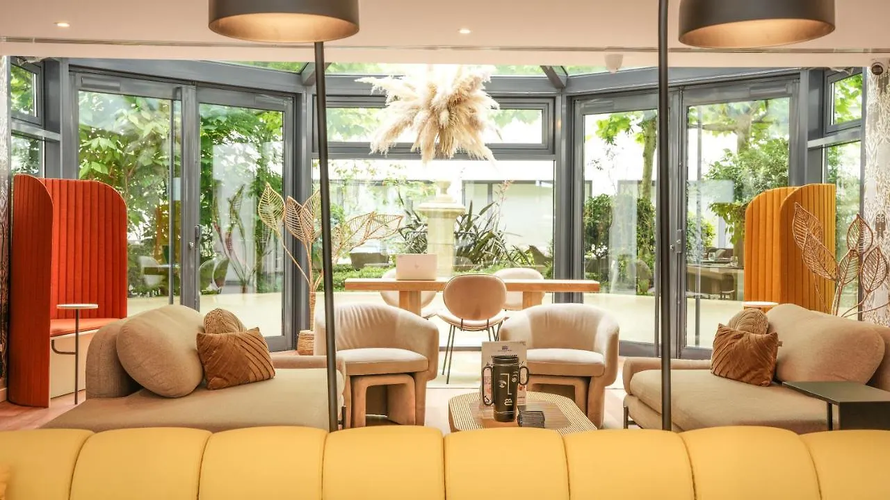 Hotel Mercure Paris Gare Montparnasse Tgv