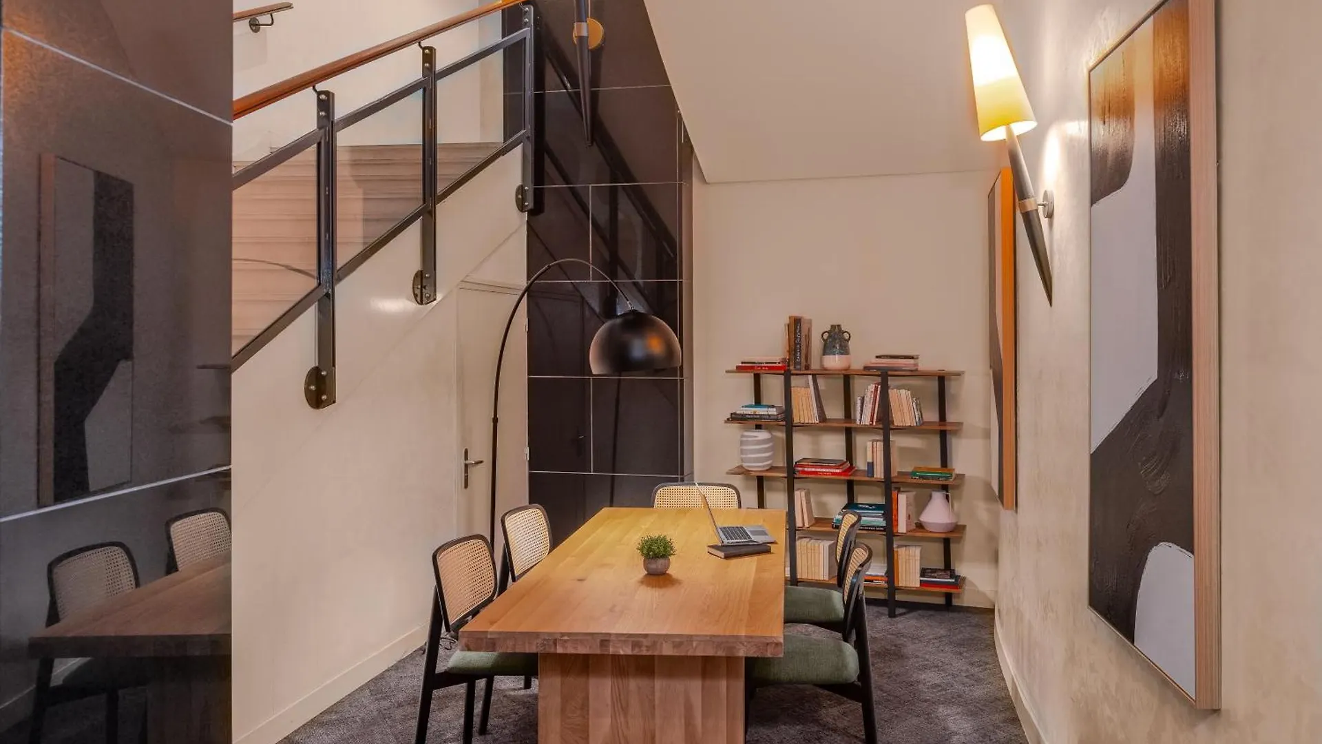 Mercure Paris Gare Montparnasse Tgv 4*,