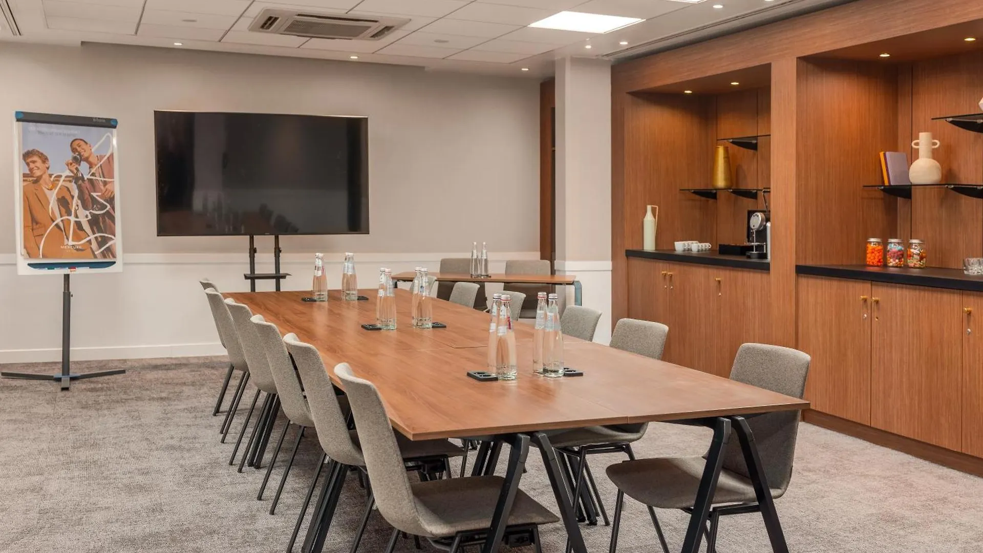 Mercure Paris Gare Montparnasse Tgv Отель