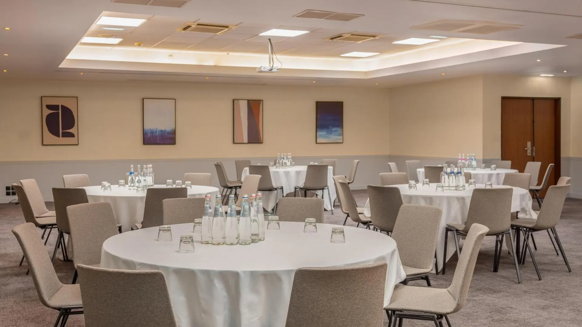 Mercure Paris Gare Montparnasse Tgv Франция