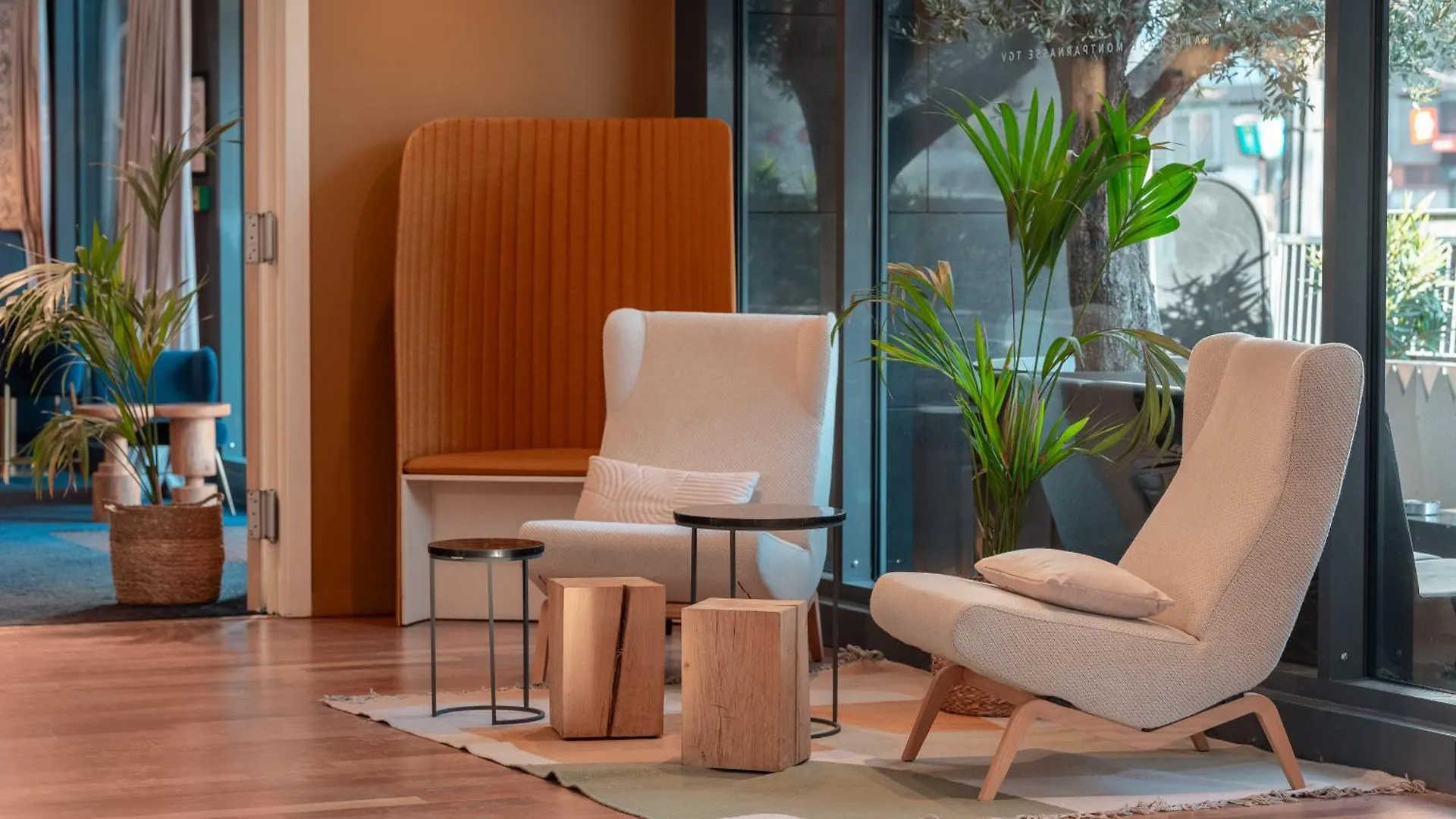 Отель Mercure Paris Gare Montparnasse Tgv