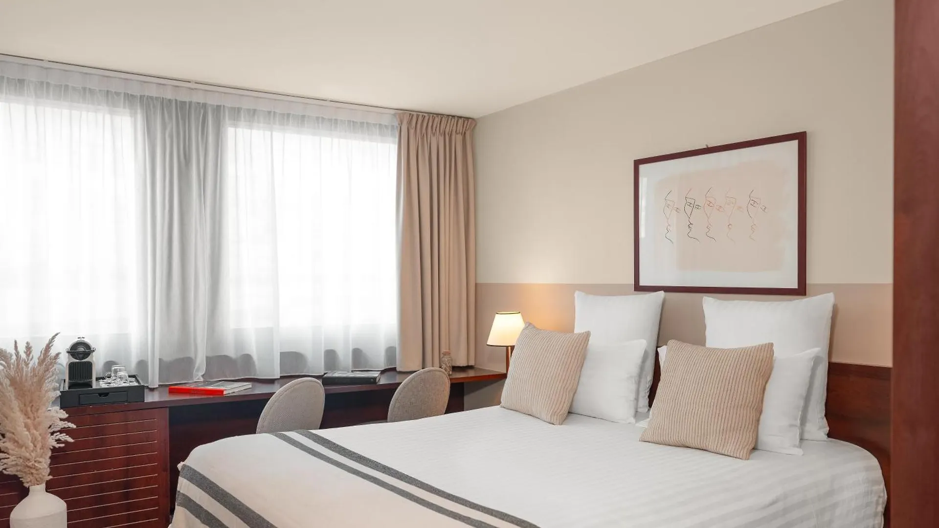 Mercure Paris Gare Montparnasse Tgv